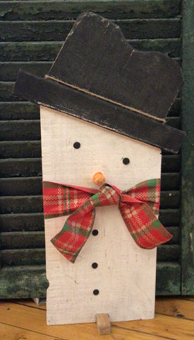 Snowman XL by the Wood Shepherd