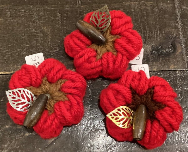 Crochet My Heart Pin - Martello Alley