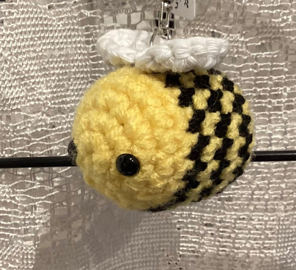 Crochet bee keychain