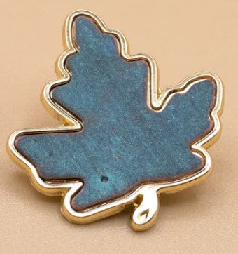 Maple Leaf Gold Brooch by Under One Roof - Sous un même toit
