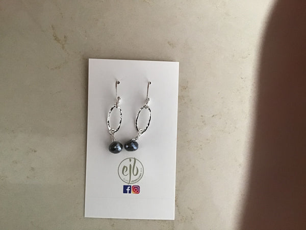 Small oval drop earrings