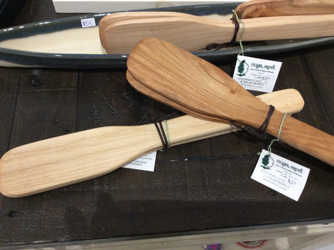 Maxwell Paddle serving utensils