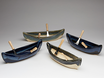 Maxwell Pottery CANOE DIP POT